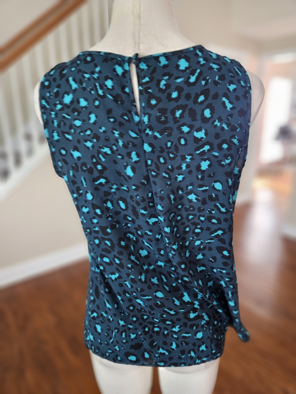 Apt 9 Sleeveless Leopard Print Top Small - Picture 3 of 4